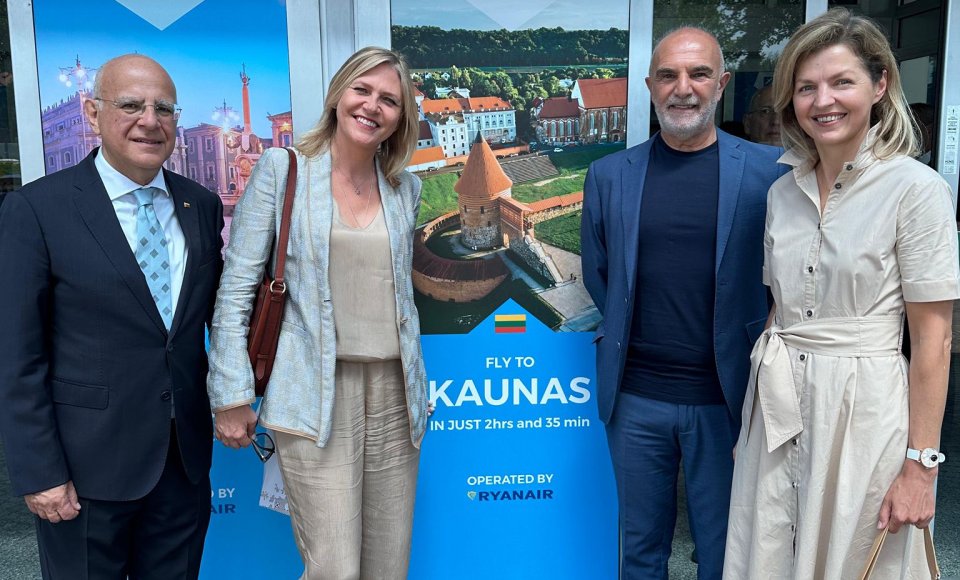 Naujos jungtys tarp Lietuvos ir Italijos: pirmojo tiesioginio skrydžio Kaunas–Peskara (Abrucų regionas) inauguracija 
