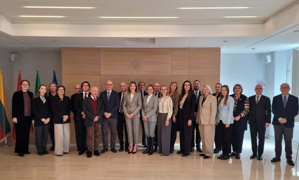 Lietuvos ambasadoje Romoje įvyko 10-asis garbės konsulų Italijoje, Maltoje ir San Marine suvažiavimas