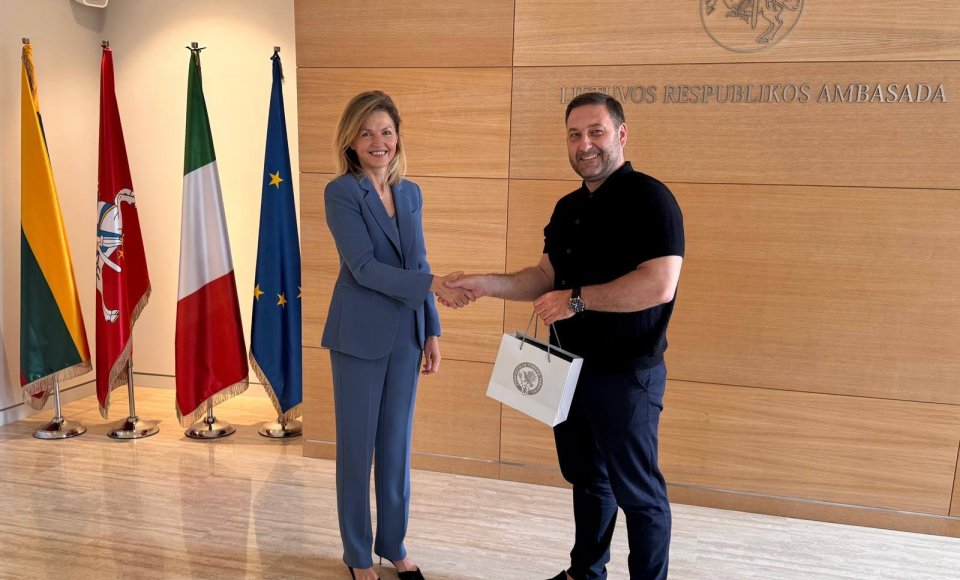 Lietuvos ambasadoje Italijoje lankėsi LR specialiųjų tyrimų tarnybos tarnybos (STT) delegacija
