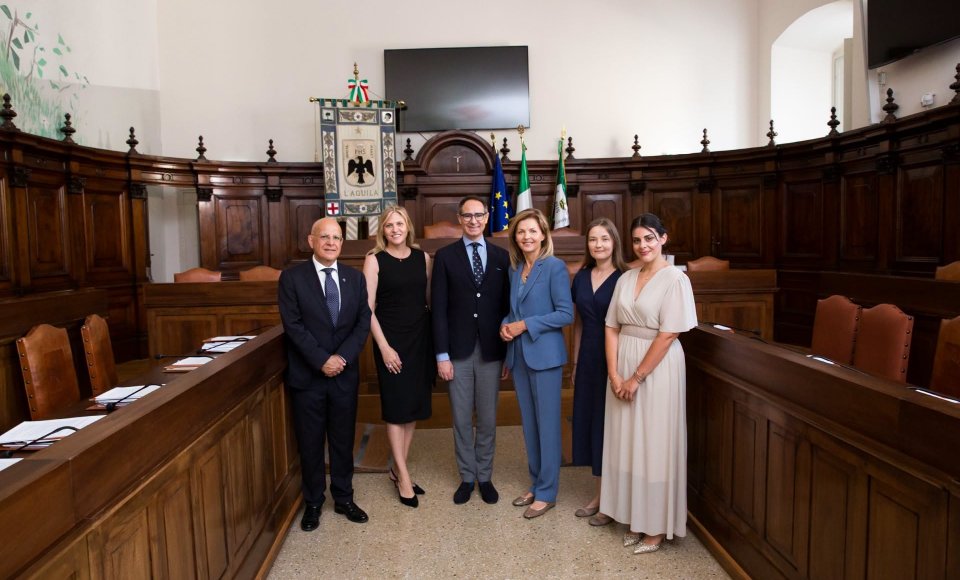 Akviloje inauguruota nauja Lietuvos garbės konsulato būstinė 